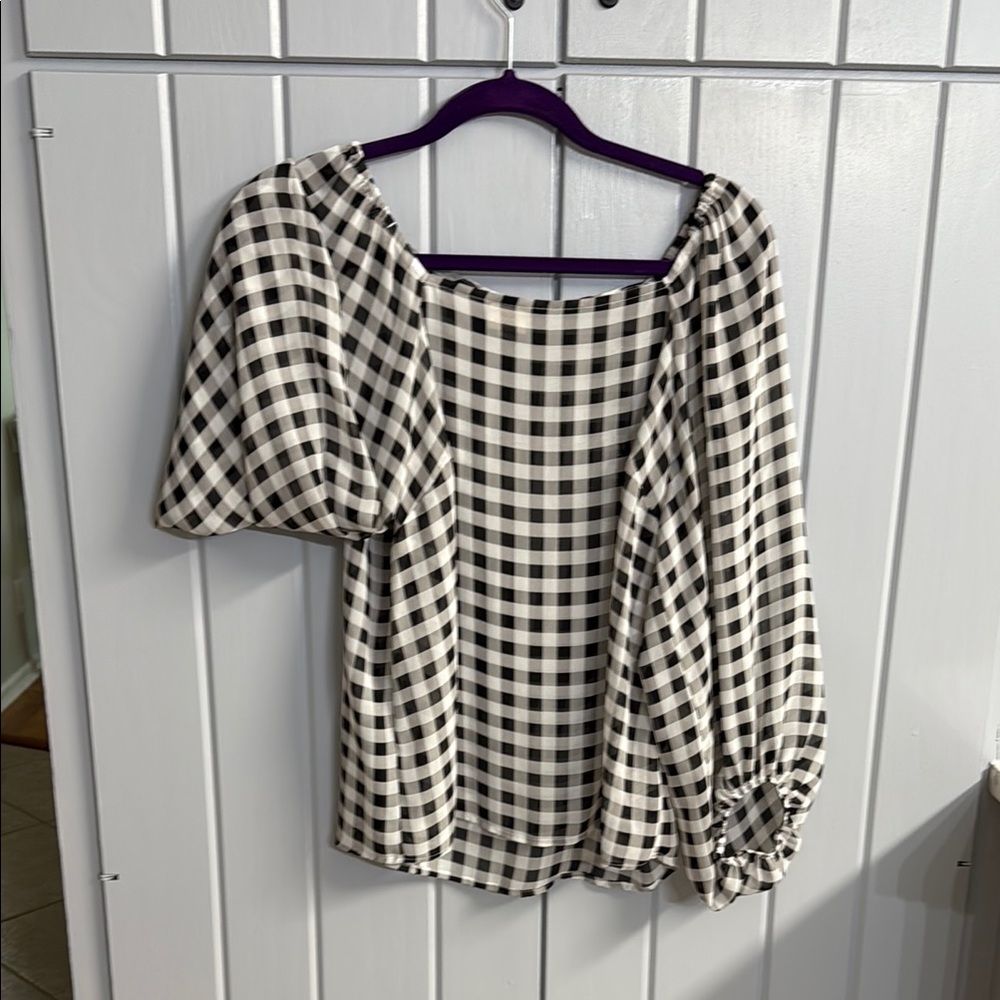 A New Day Black and White Puff Sleeve Asymmetrical Blouse